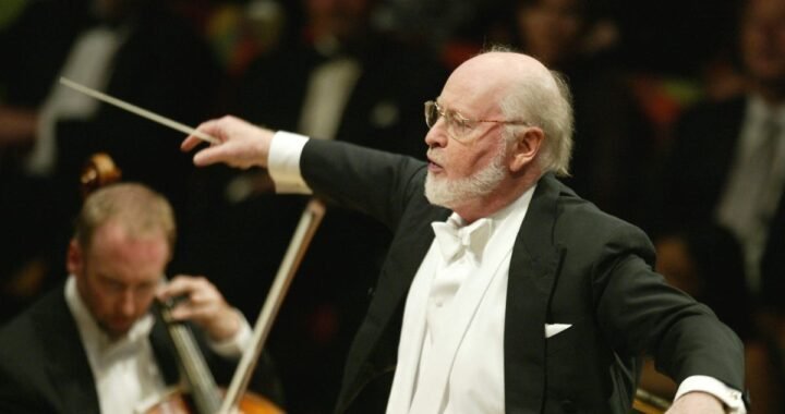 The Symphony of Victory: John Williams’ Unforgettable Olympic Score 🥇