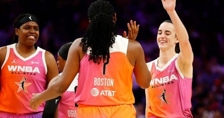 🏀 Caitlin Clark’s Record-Breaking Flirting: Fever All-Stars Propel Team WNBA Past Team USA 🏀